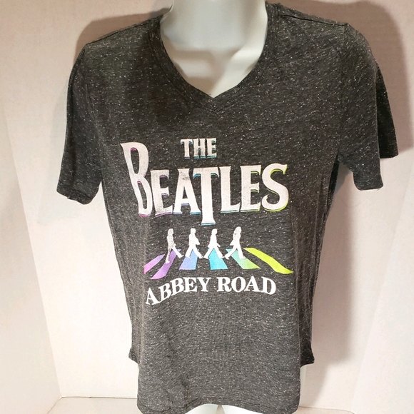 The Beatles Tops - NWOT Women's The Beatles V-Neck T-shirt